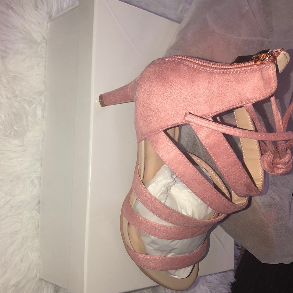 Brand new soft pink heels